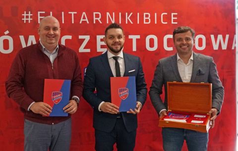 Firma AAS dołącza do grona sponsorów Rakowa Częstochowa Raków